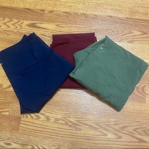 *SOLD*PACK OF 3 OLD NAVY Elevate Leggings